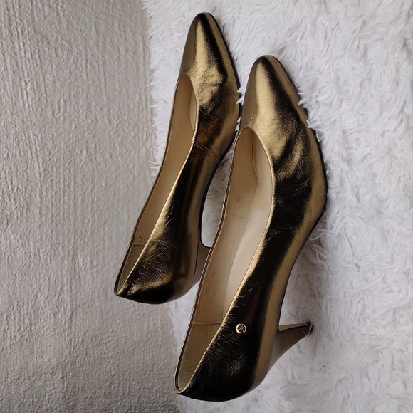 Etienne Aigner Gail Gold Leather Pointed-Toe Skinny Heel Slip On Pump Shoe - Picture 4 of 16